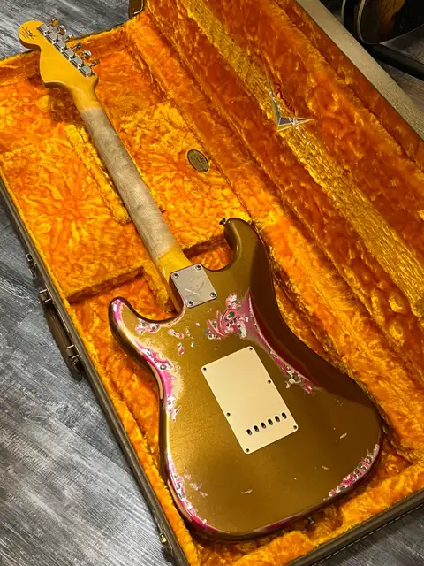Fender Custom Shop Strat 67' Relic. — imagen 2