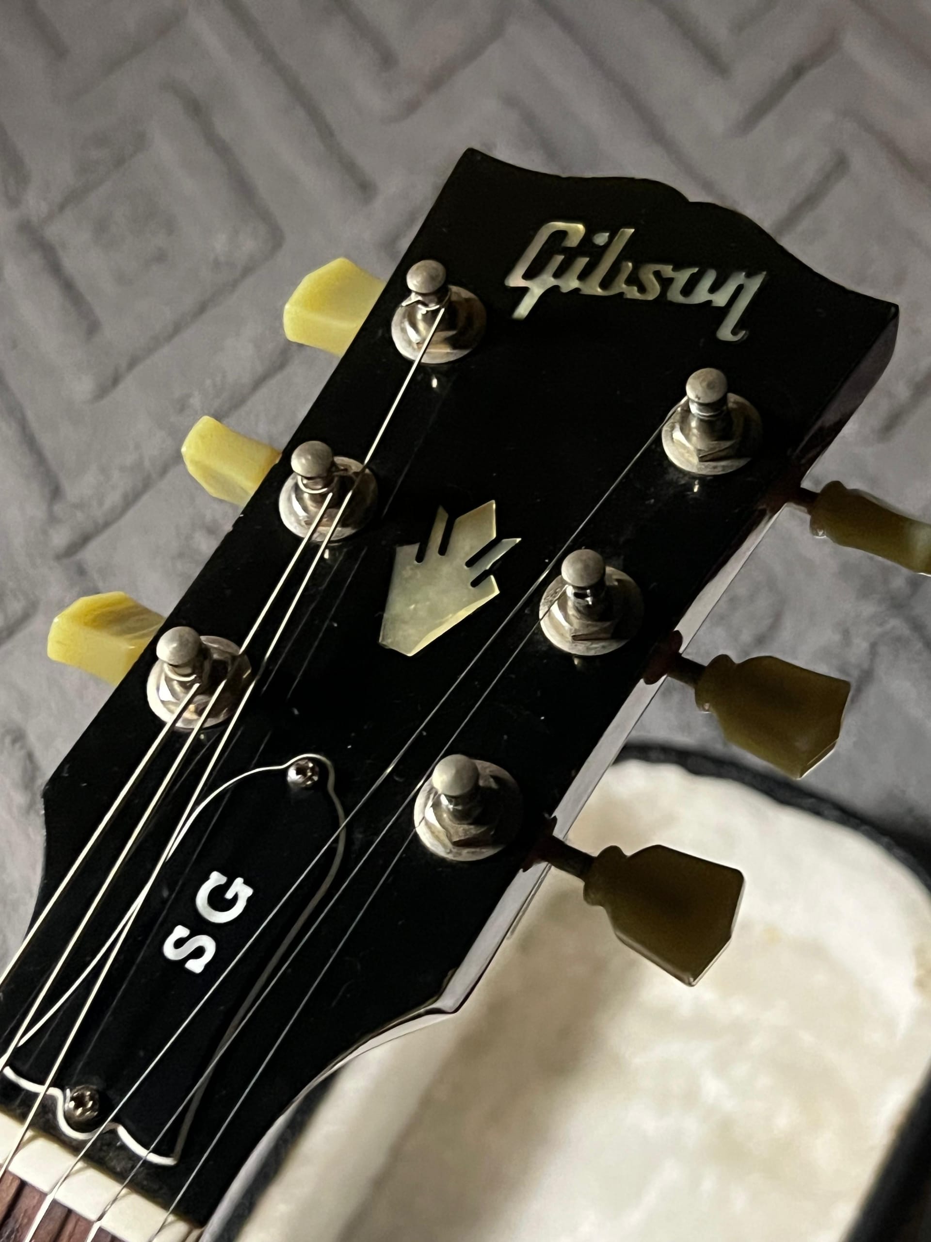 Gibson SG Standard 2011. — imagen 3